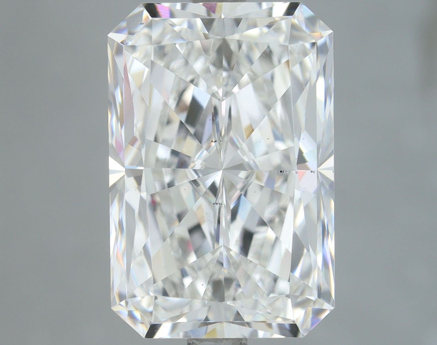 Lab-Grown RADIANT Diamond - 5.01 Carats, F Color, VS2 Clarity - Sustainable Luxury and Dazzling Brilliance-IGI·Certified