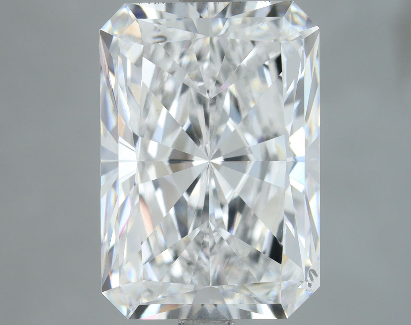 Lab-Grown RADIANT Diamond - 5.01 Carats, F Color, SI1 Clarity - Sustainable Luxury and Dazzling Brilliance-IGI·Certified