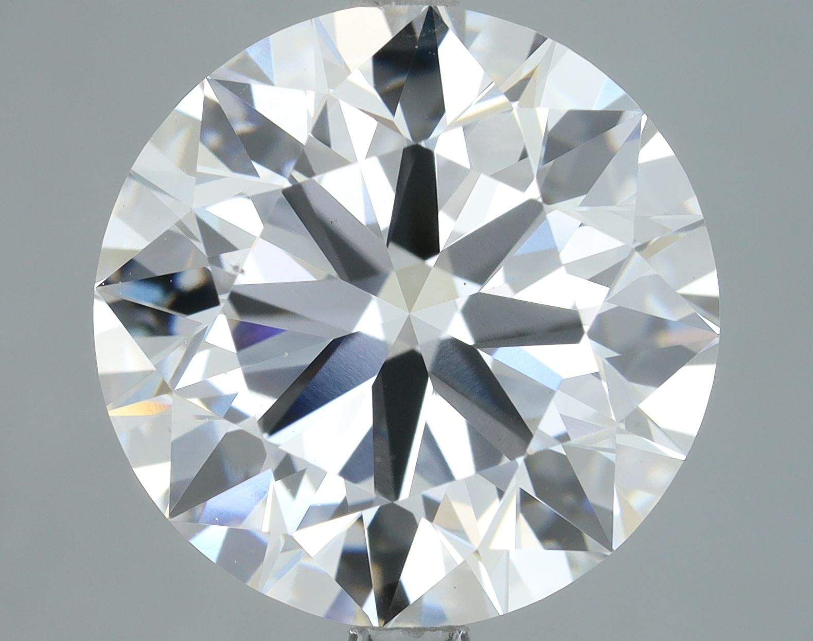 Lab-Grown Round Diamond - 5.51 Carat, F Color, VS2 Clarity | Sustainable Luxury, Dazzling Brilliance | GIA | Certified 5476813899