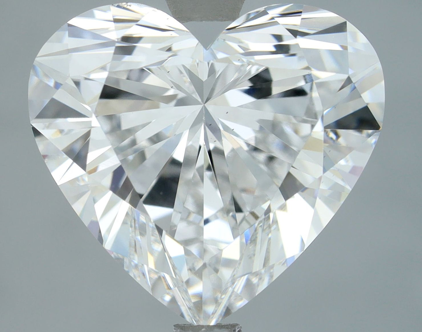 Lab-Grown HEART Diamond - 4.08 Carats, D Color, VS1 Clarity - Sustainable Luxury and Dazzling Brilliance-IGI·Certified